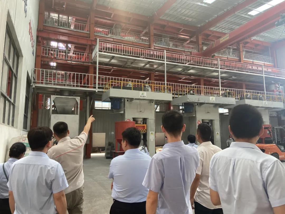 以心迎新 從新出發(fā) | 榮盛科技集團組織新員工到生產(chǎn)基地參觀學習